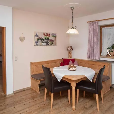 Apartment Gaestehaus Haller Krun